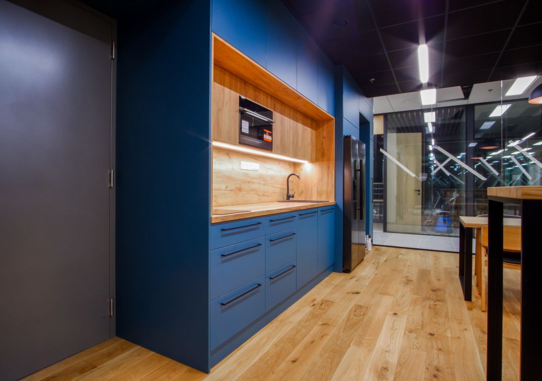 Luxury Office Equipment - Realisation