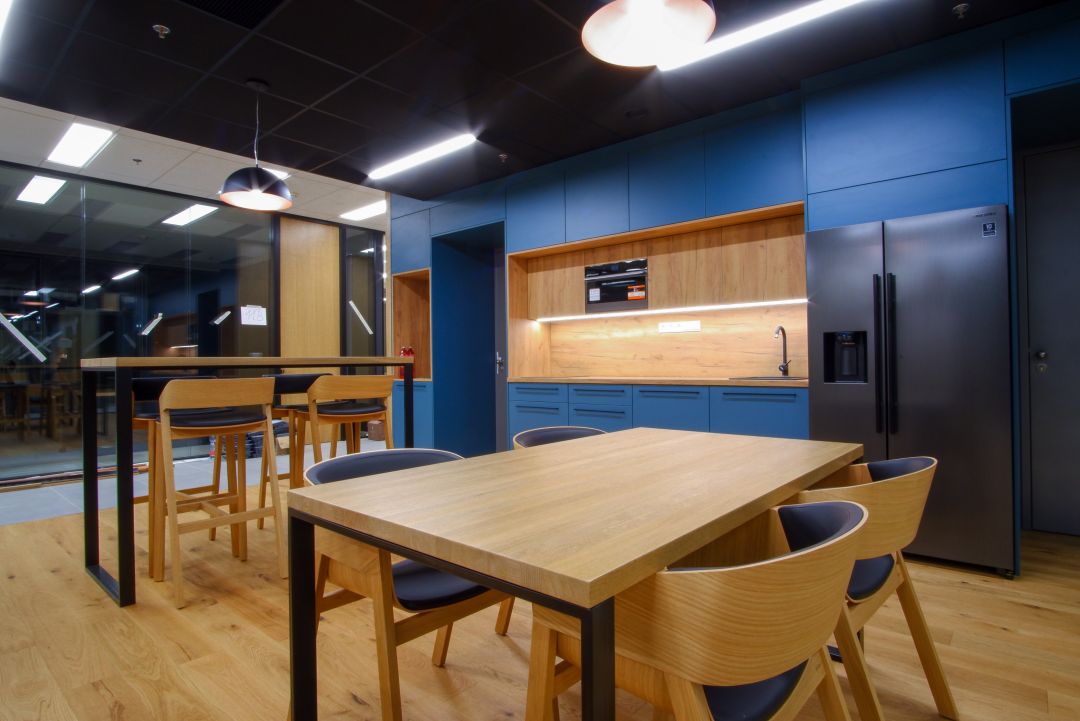 Luxury Office Equipment - Realisation