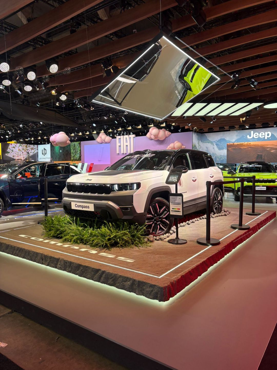 Stelantis - Jeep & Abarth Podium