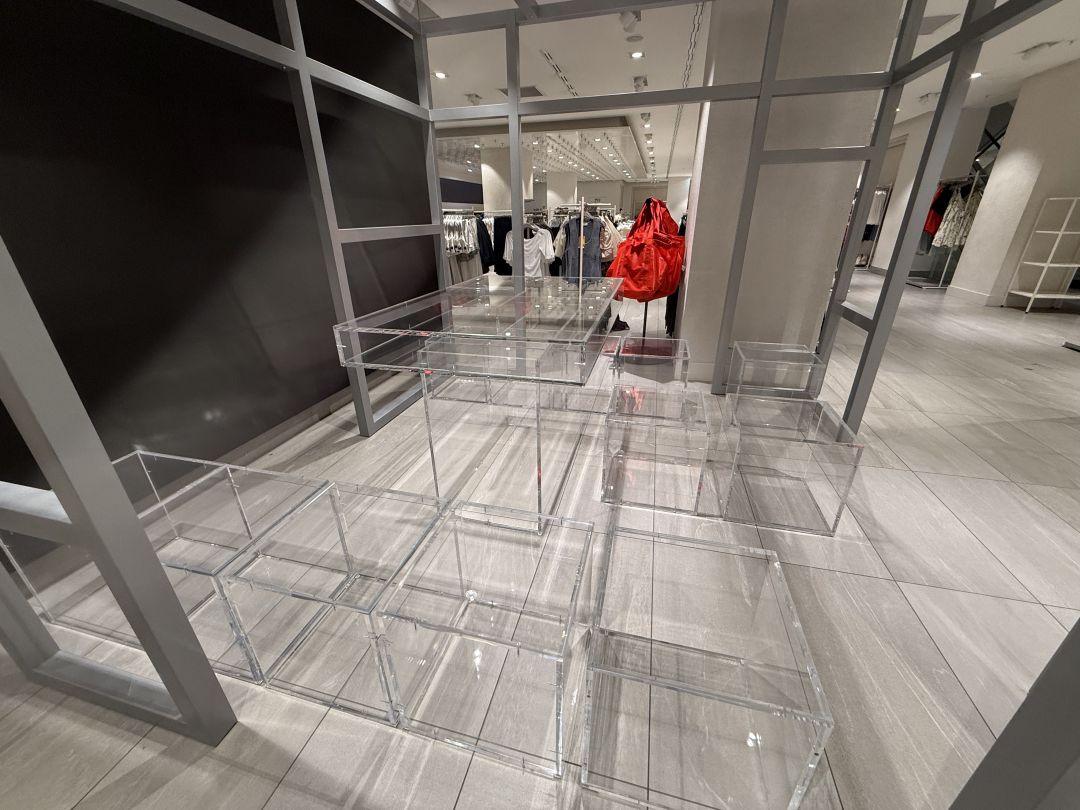 H&M Acrylic Furniture