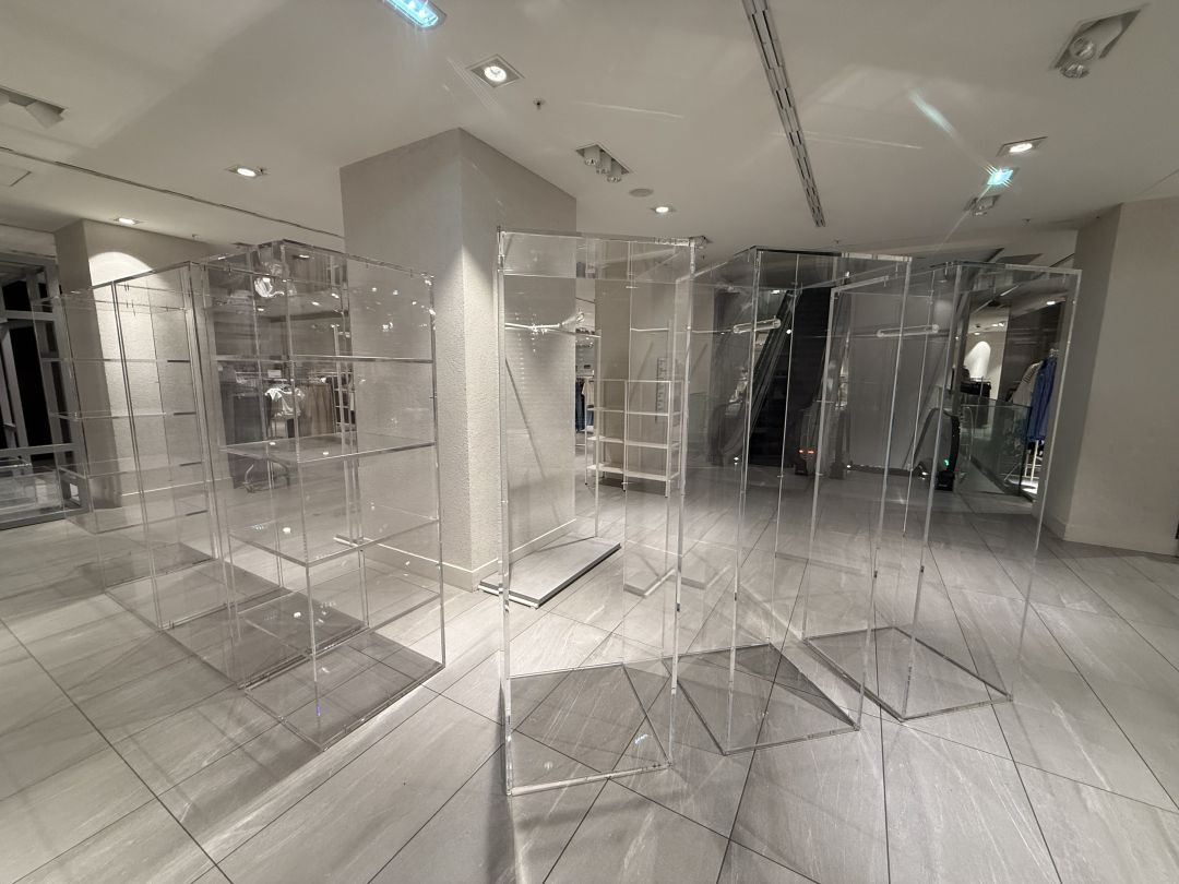 H&M Acrylic Furniture