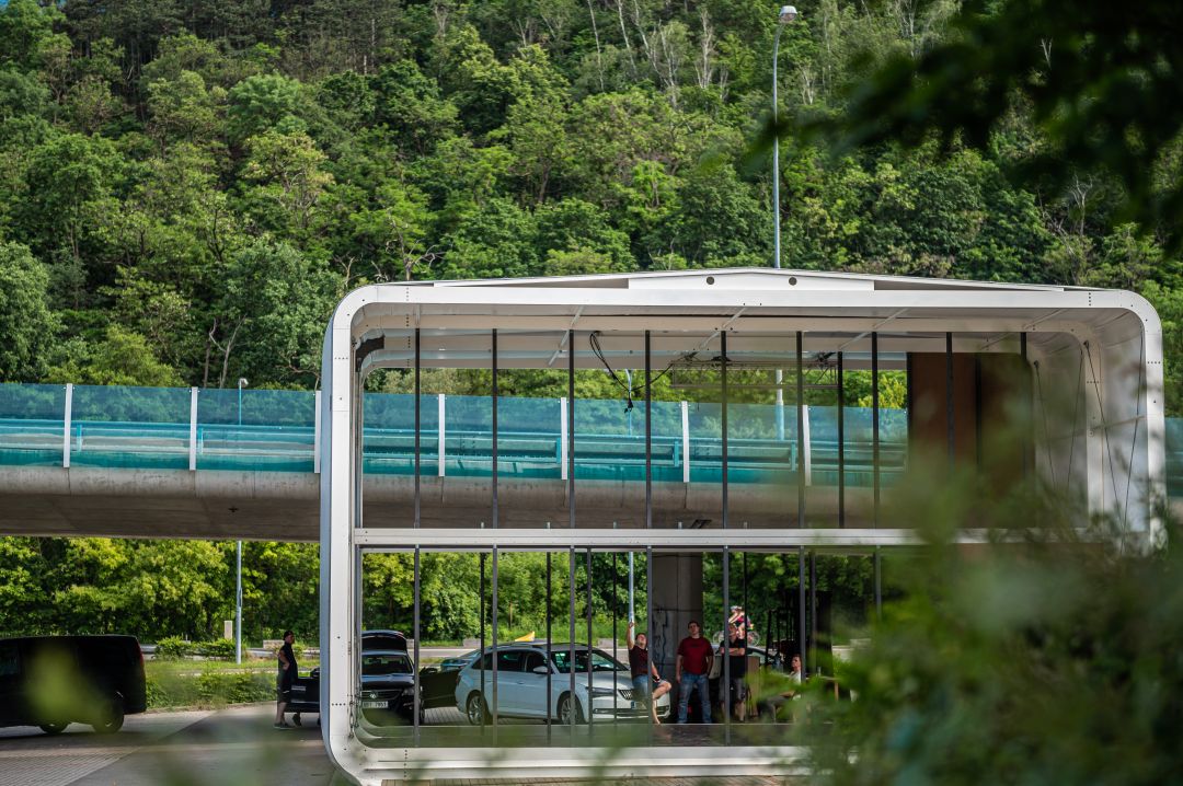 Double Deck Test Assembly