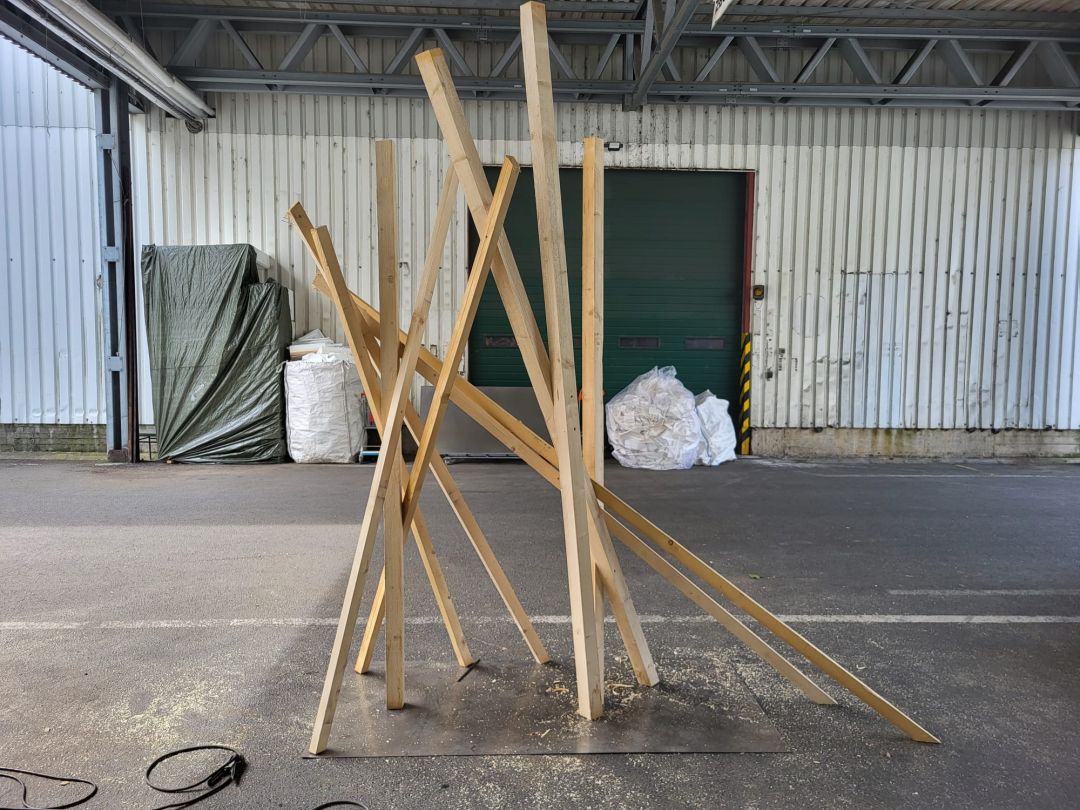 Grinding Gear - Stakes