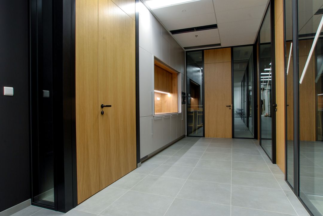 Luxury Office Equipment - Realisation